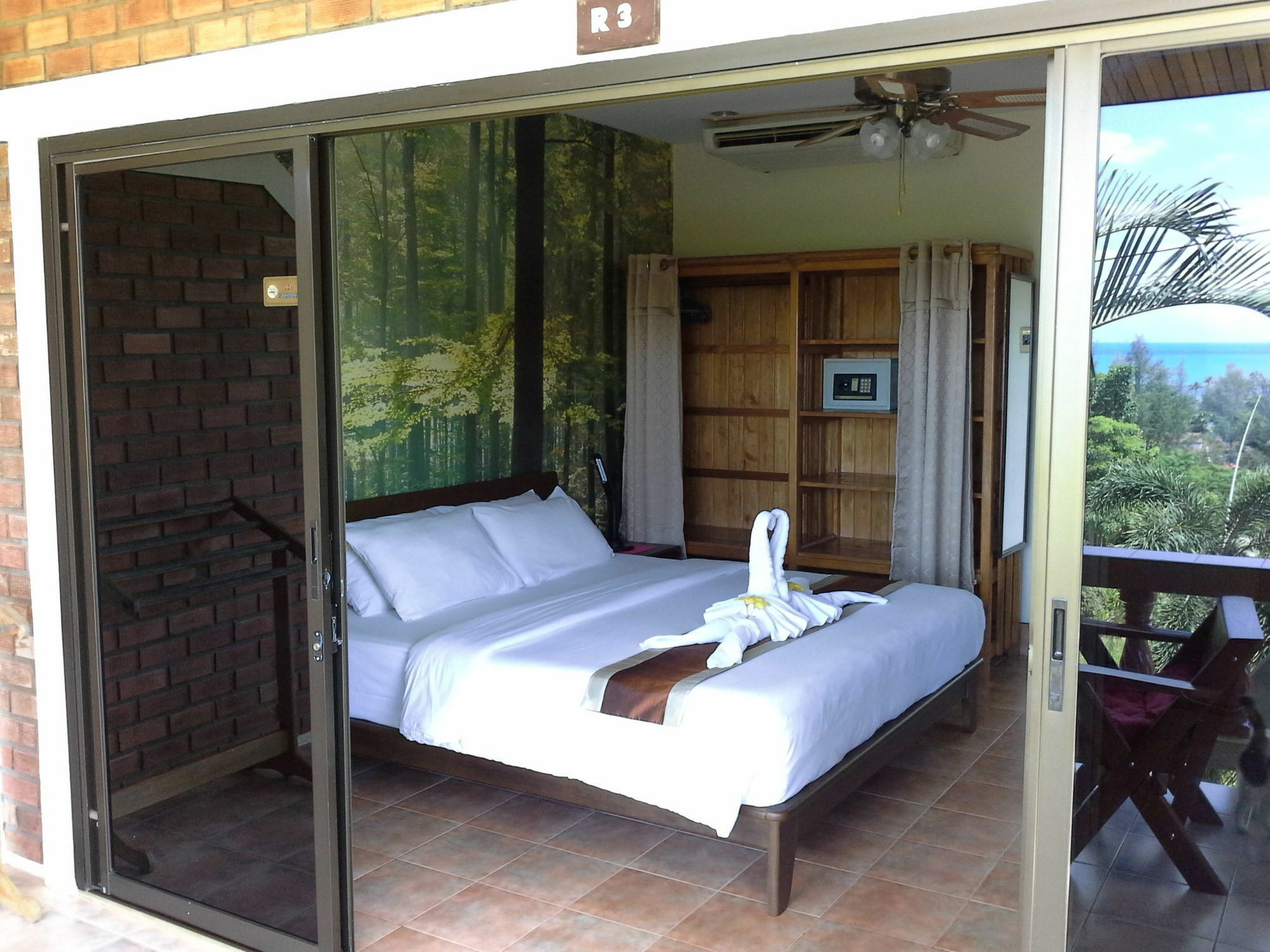 Freedom Estate Sea View Apartments Koh Lanta Exterior photo